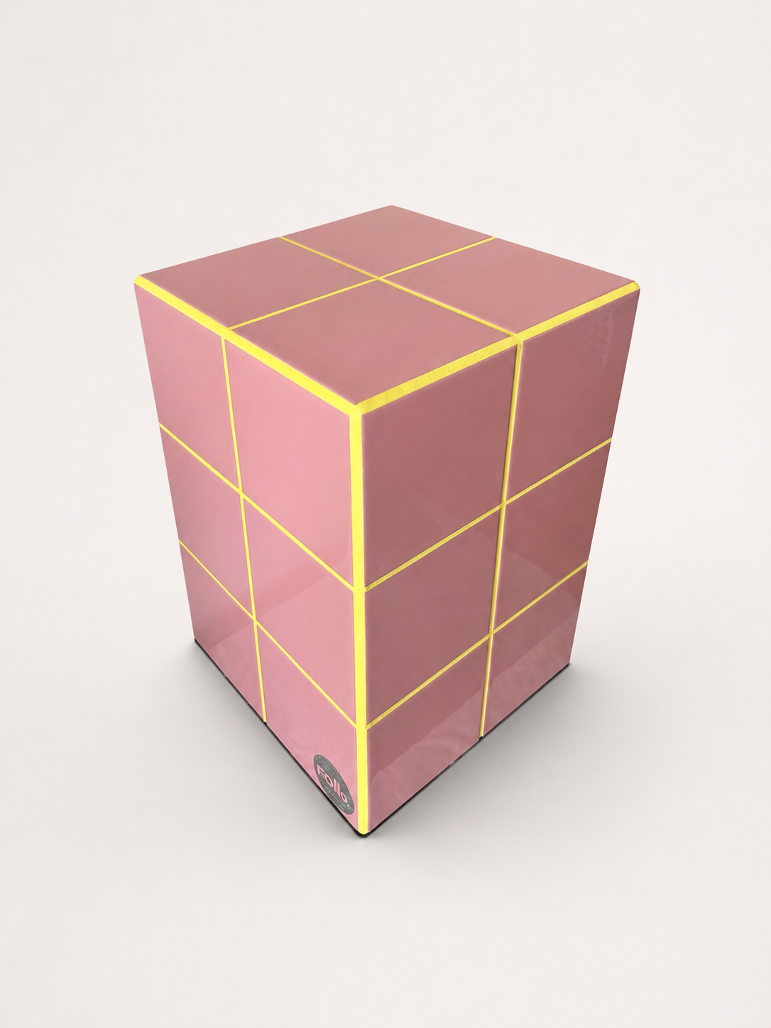 COLB Cube 45 Keramik Rosa – Keramikfliesen-Beistelltisch mit Gelb-Fuge, handgefertigt in Berlin