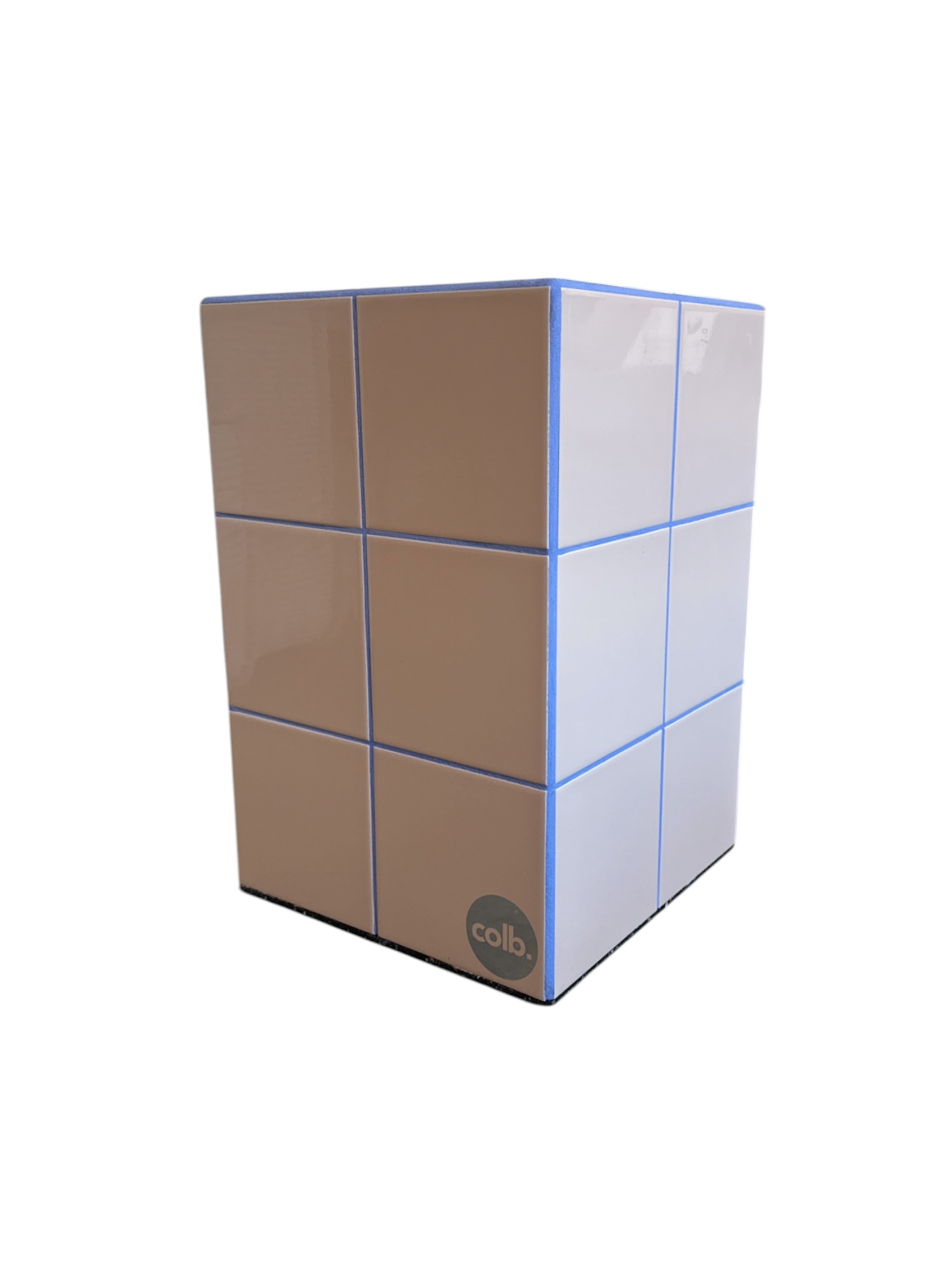 COLB Cube 45 Keramik Rosa – Keramikfliesen-Beistelltisch mit Hellblau-Fuge, handgefertigt in Berlin